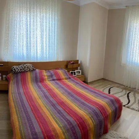 Vip Hizmeti Sunan Sirin